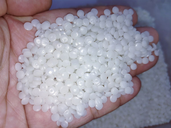 合肥中空吹膜HDPE再生颗粒